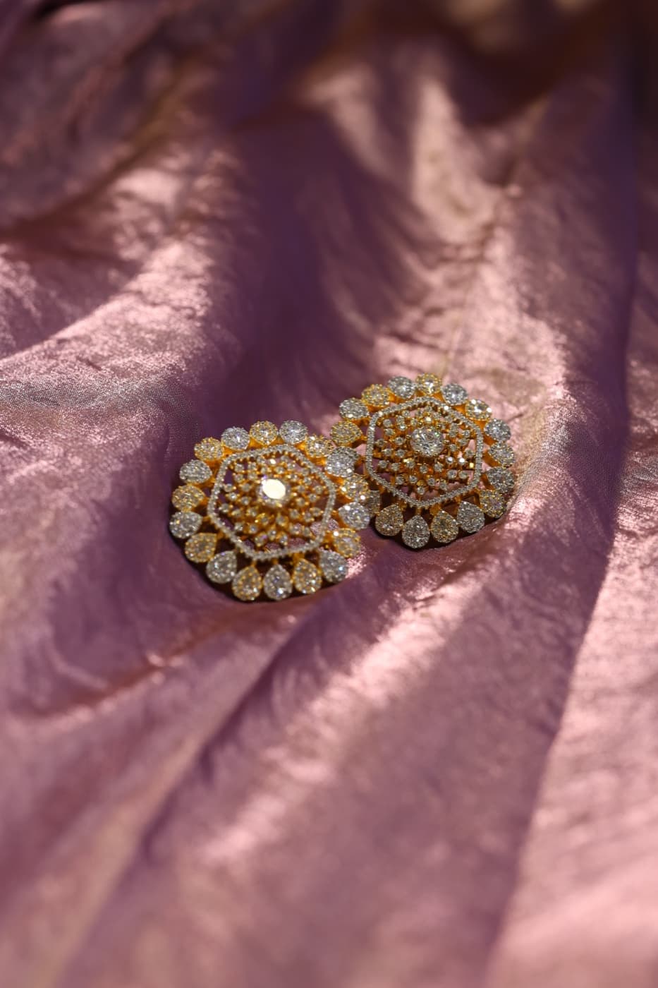 Kundan & Pearl Statement Chandbalis